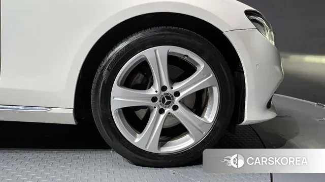 Mercedes-Benz E-Class W213 id 3413408 из Кореи 15