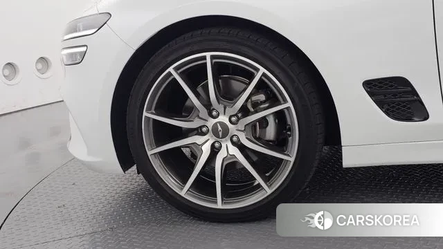 Genesis The New G70 id 2975616 из Кореи 15