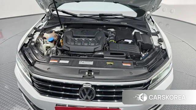 Volkswagen The New Passat id 3766628 из Кореи 15