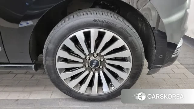 Lincoln Navigator 4th generation id 3252597 из Кореи 15