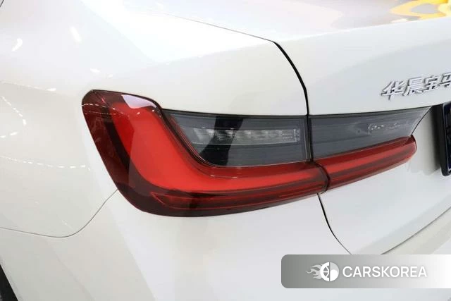 BMW 3 series id 4335752 из Китая 15