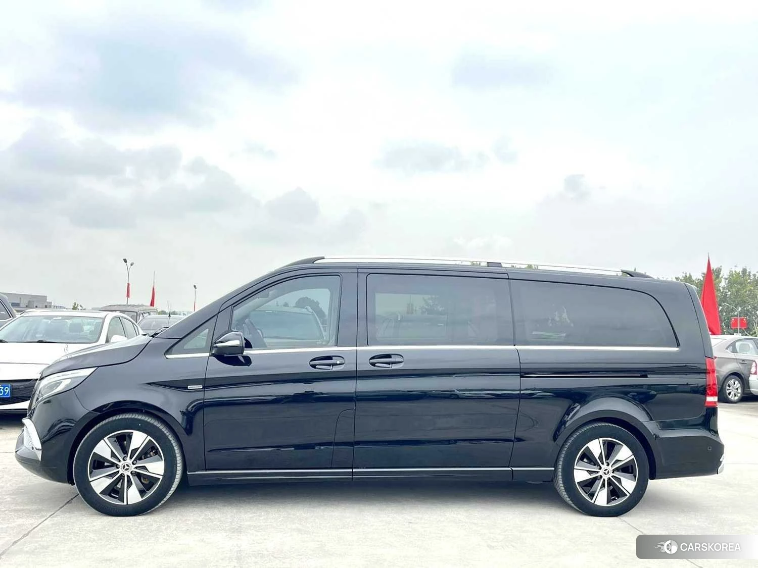 Mercedes-Benz V-class id 4452789 из Китая 14