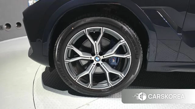 BMW X6 (G06) id 4670537 из Кореи 27