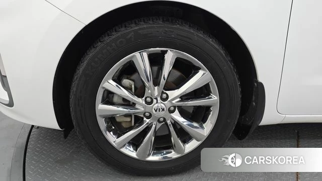 Kia The New Carnival id 4411031 из Кореи 15