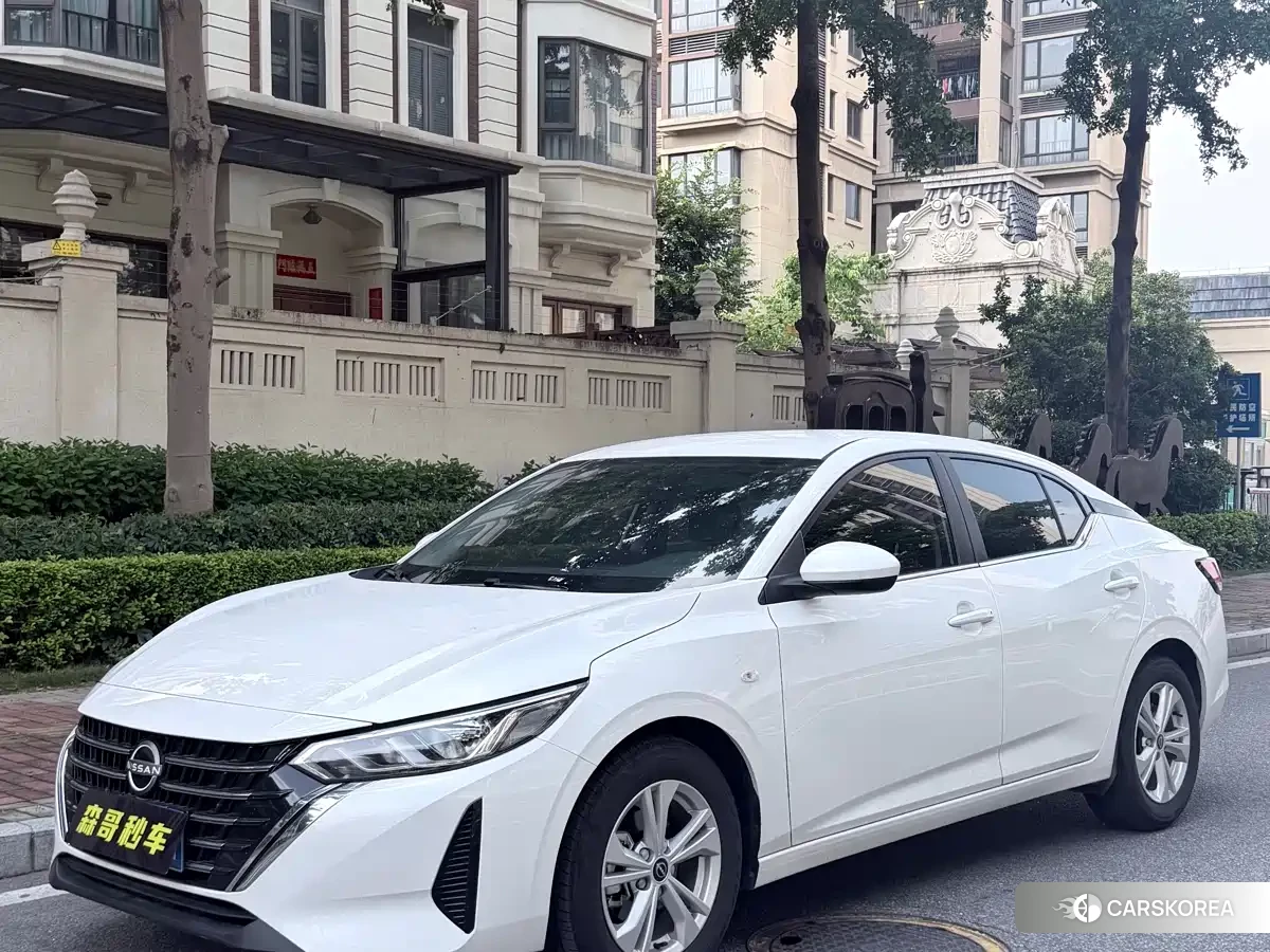 Nissan Xuan Yi 2025 Белый из Китая, фото 5