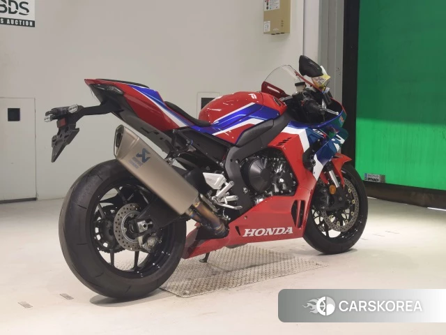 Honda CBR1000RR-R FIREBLADE 2023 из Японии, фото 5