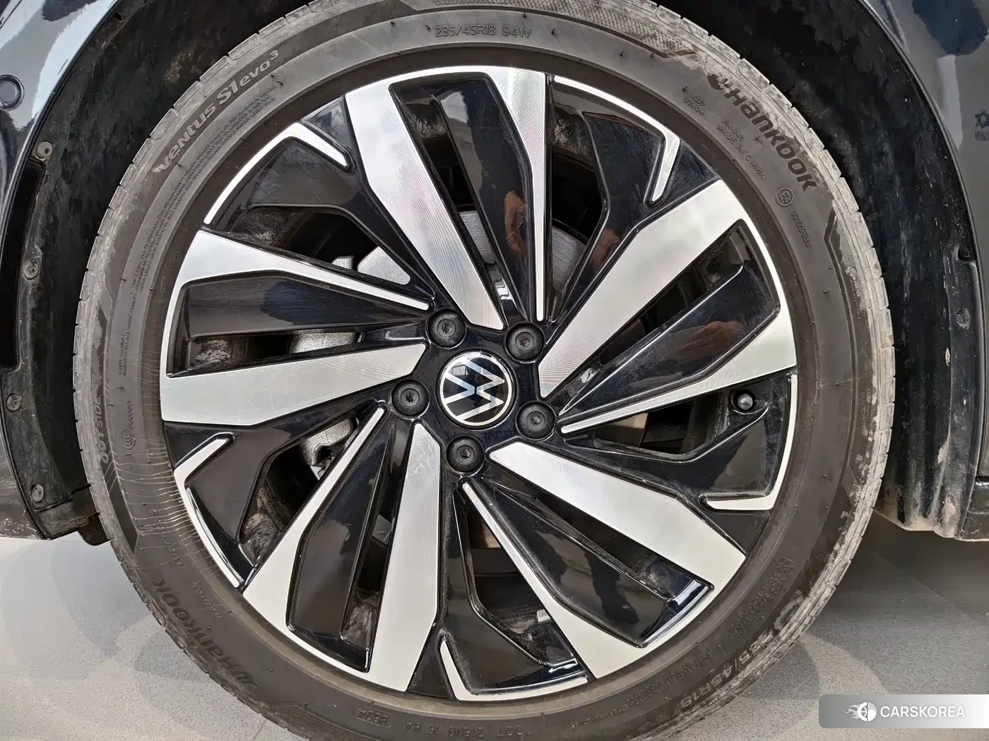 Volkswagen Passat id 4629033 из Китая 14