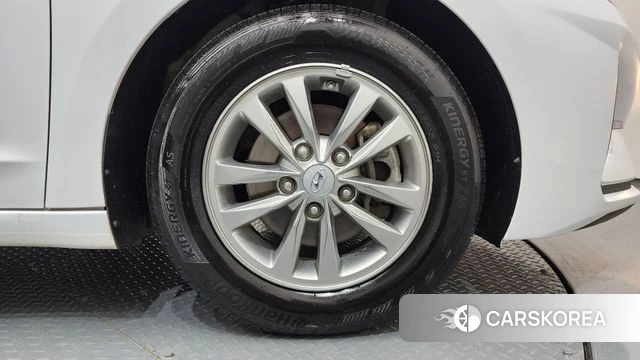 Hyundai The New Avante AD id 3828589 из Кореи 16