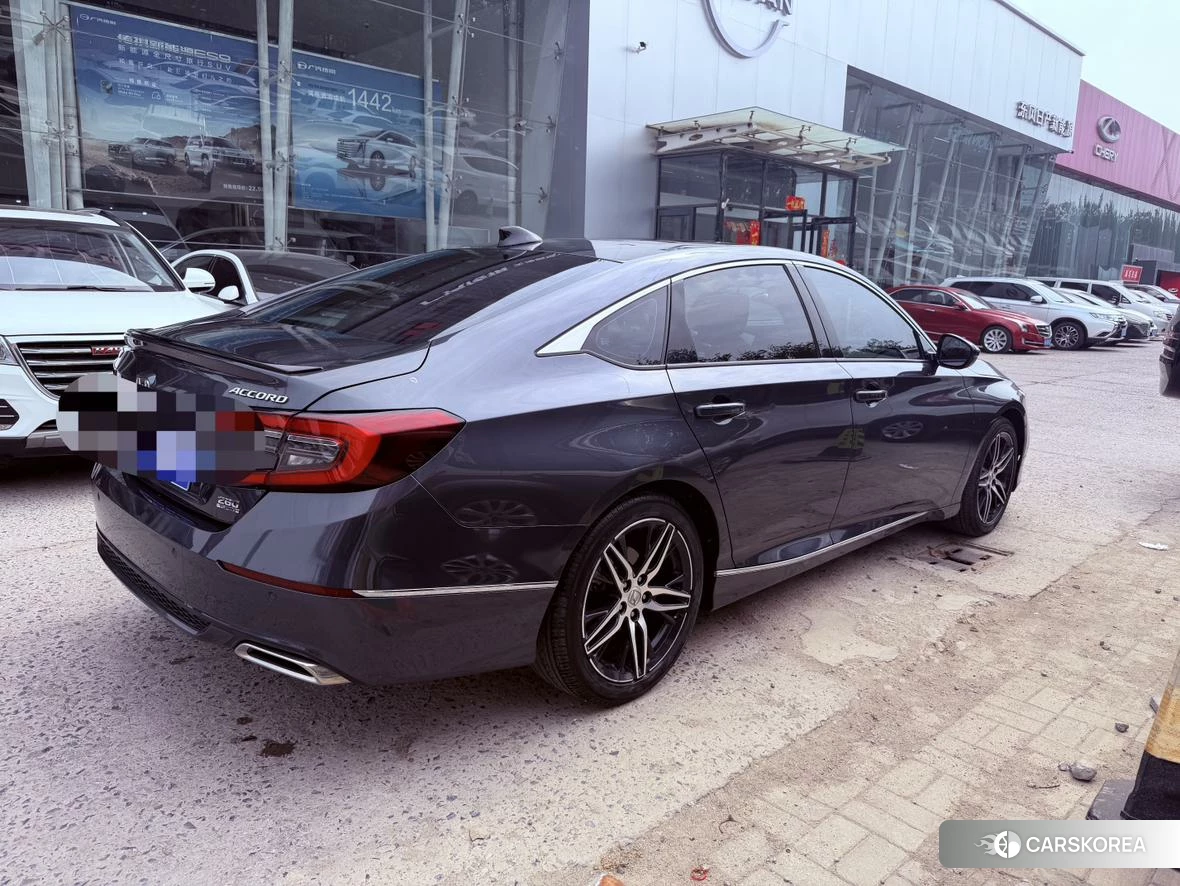 Honda Accord id 4407638 из Китая 8