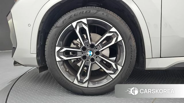BMW X1 (U11) id 4505762 из Кореи 27