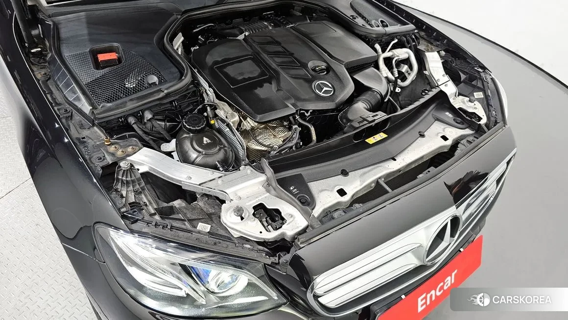 Mercedes-Benz E-Class W213 id 2051709 из Кореи 14