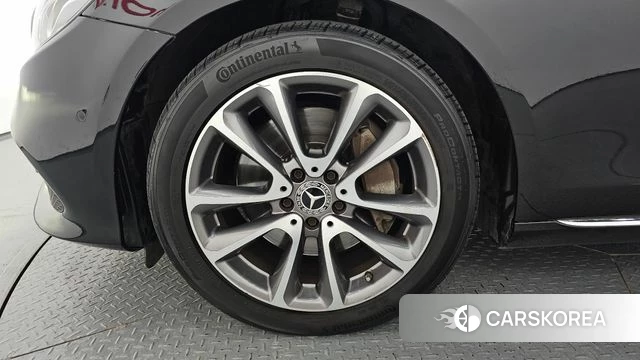 Mercedes-Benz E-Class W213 id 4568537 из Кореи 30