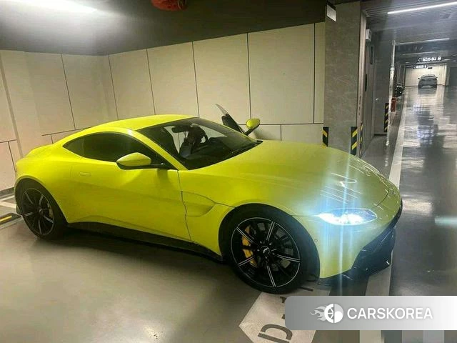 Aston Martin Vantage 2018 Зеленый из Китая, фото 5
