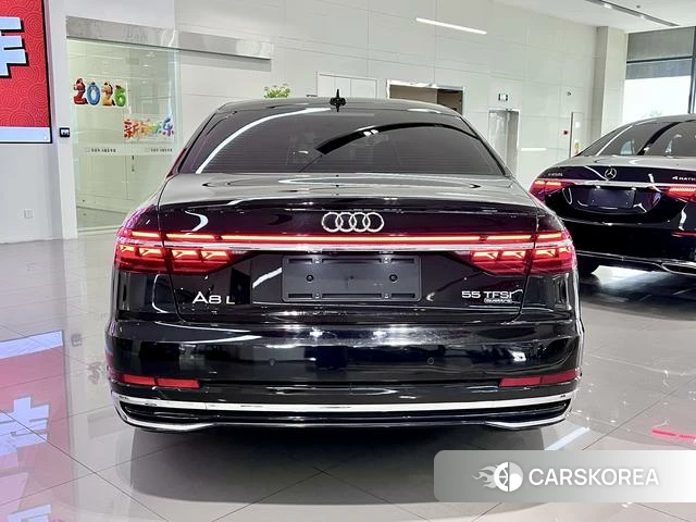 Audi A8 2024 Черный из Китая, фото 5