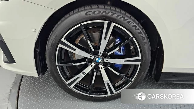 BMW 5 Series (G60) id 4442850 из Кореи 29
