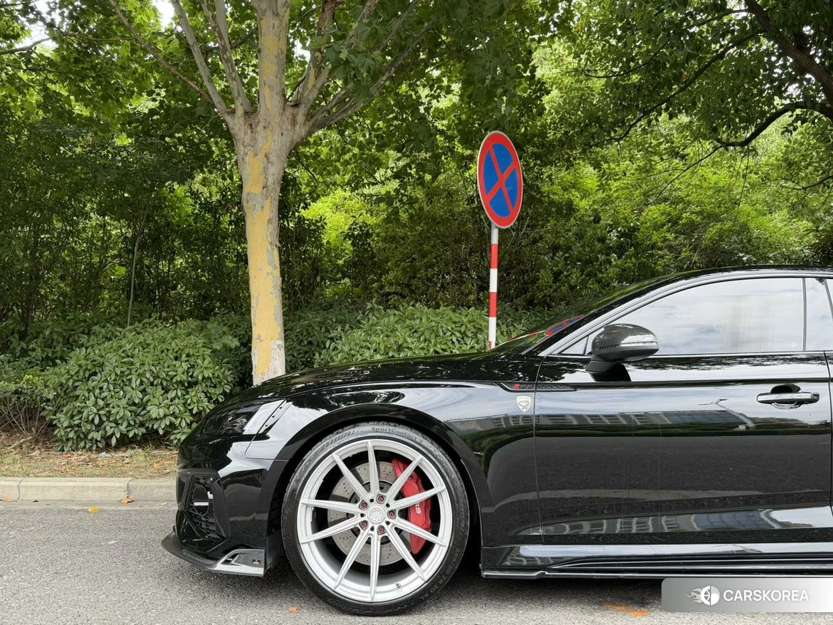Audi RS 5 id 4461974 из Китая 9