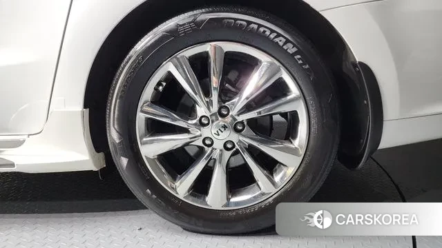 Kia The New Carnival id 3656838 из Кореи 15