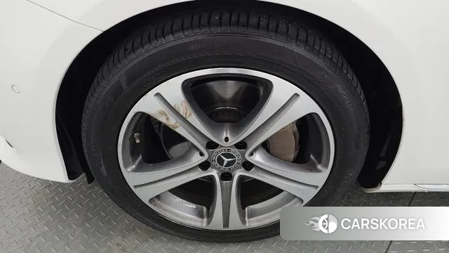 Mercedes-Benz E-Class W213 id 3789351 из Кореи 16