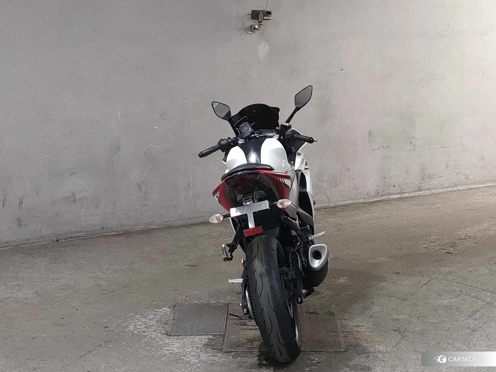 Yamaha YZF-R25 2016 из Японии, фото 2
