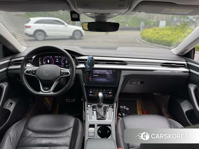 Volkswagen CC 2022 Темно-серый из Китая, фото 5