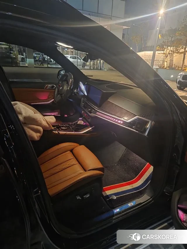 BMW X7 (G07) 2023 Черный из Кореи, фото 5