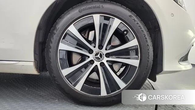 Mercedes-Benz E-Class W213 id 3493476 из Кореи 15