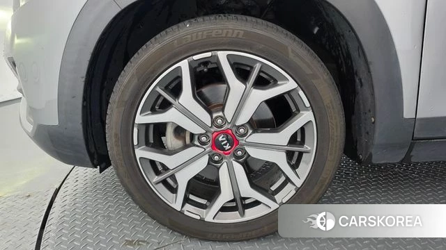 Kia Seltos id 4836792 из Кореи 15