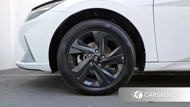 Hyundai Avante Hybrid (CN7) id 3473870 из Кореи 15