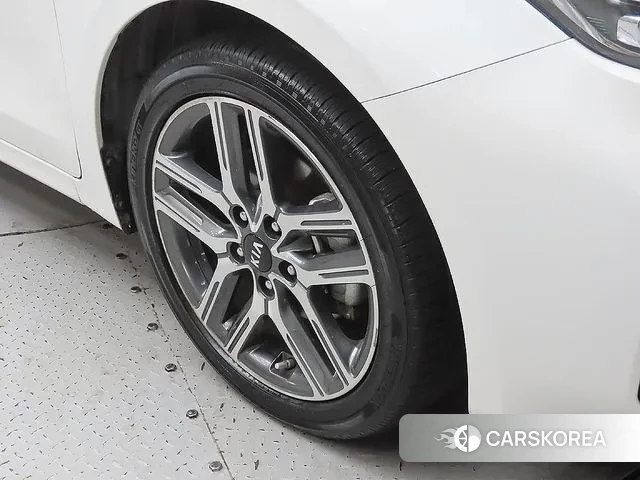 Kia Come New K3 id 3708741 из Кореи 15