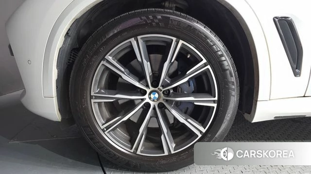 BMW X5 (G05) id 4676783 из Кореи 15