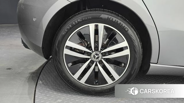 Mercedes-Benz A-Class W177 id 4293823 из Кореи 25