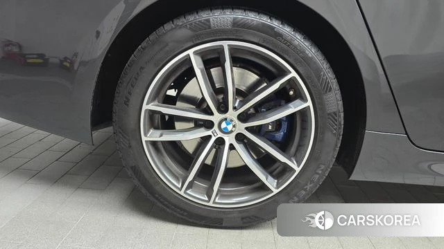 BMW 5 Series (G30) id 3923318 из Кореи 15