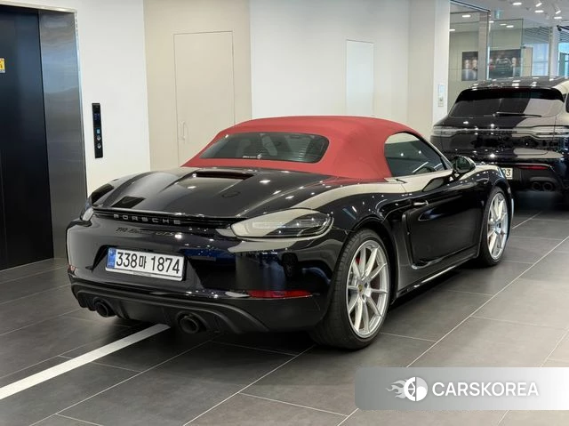 Porsche 718 Boxster 2024 Черный из Кореи, фото 5
