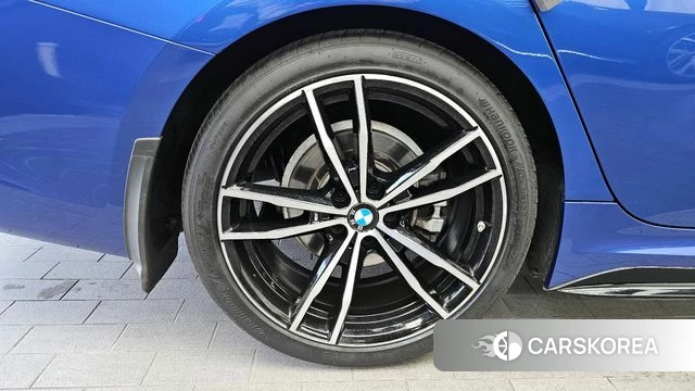 BMW 3 Series (G20) id 3843357 из Кореи 15
