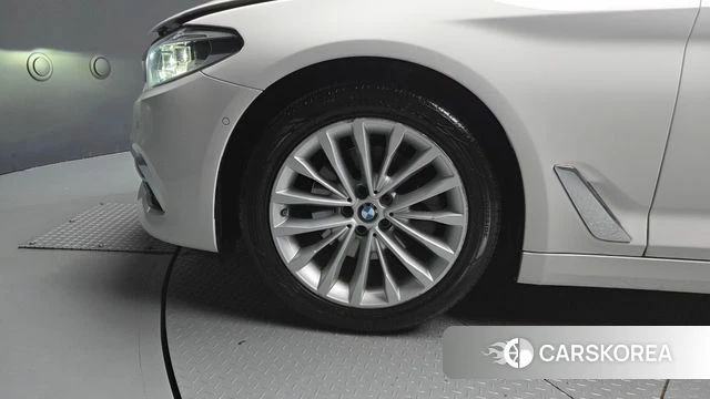 BMW 5 Series (G30) id 4384927 из Кореи 15
