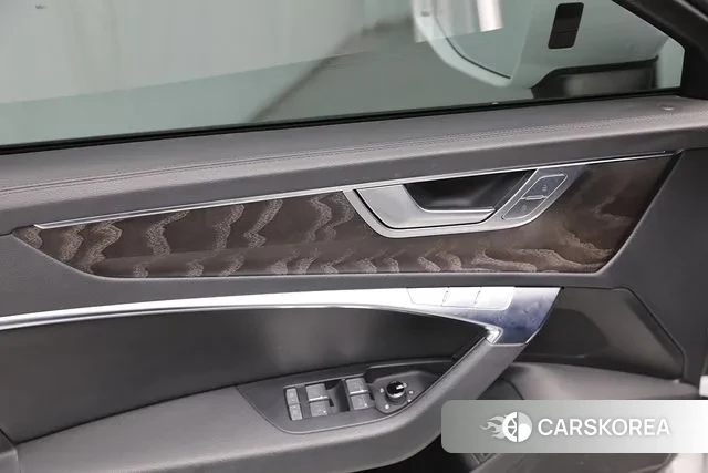 Audi A6 (C8) id 3458492 из Кореи 14