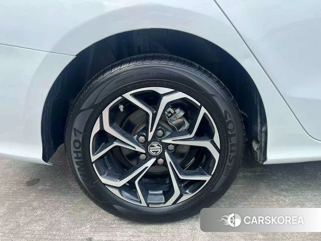 MG MG5 id 3876200 из Китая 8