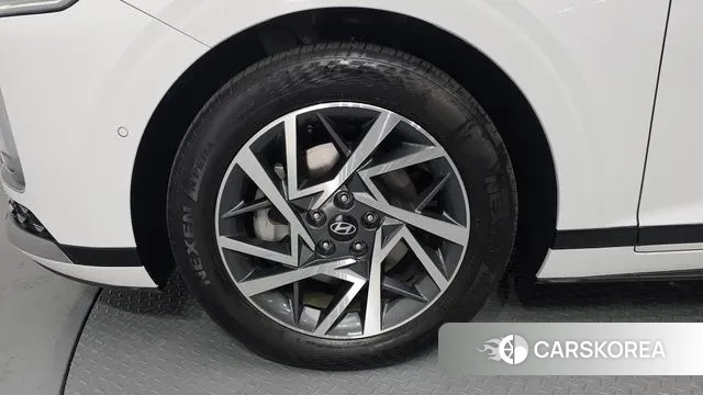 Hyundai Grandeur (GN7) id 3770495 из Кореи 15