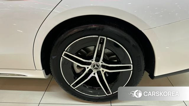 Mercedes-Benz E-Class W214 id 4584330 из Кореи 15