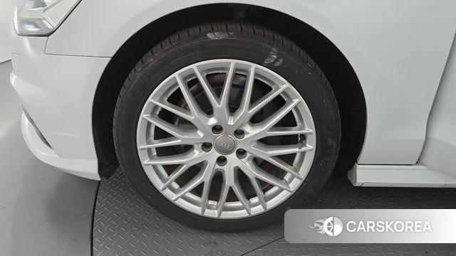 Audi New A6 id 4760337 из Кореи 25