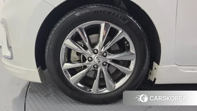 Kia The New Carnival id 3407646 из Кореи 15