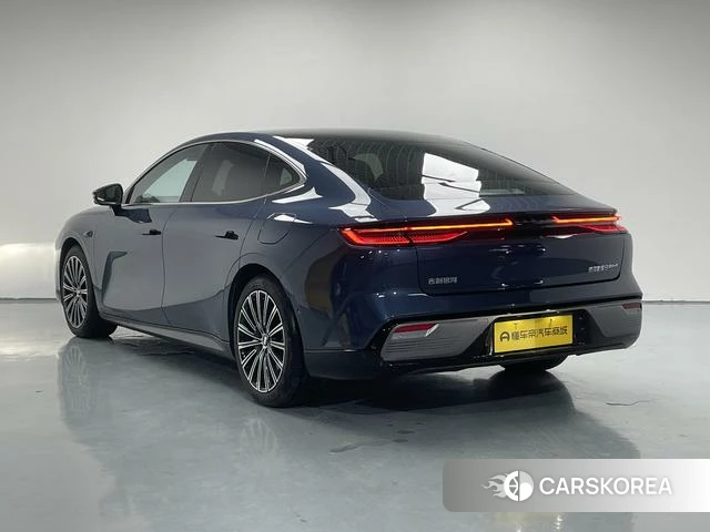 Geely Galaxy Galaxy Sparkle 8 PHEV id 4254854 из Китая 15