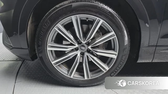 Audi Q8 (4M) id 3524981 из Кореи 15