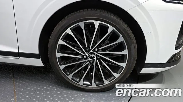 Hyundai Grandeur Hybrid (GN7) id 2873975 из Кореи 15