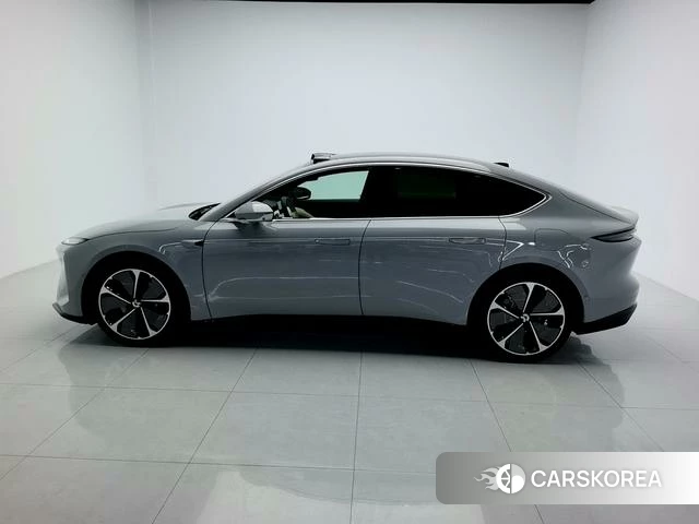 Weilai ET5 id 4190399 из Китая 15