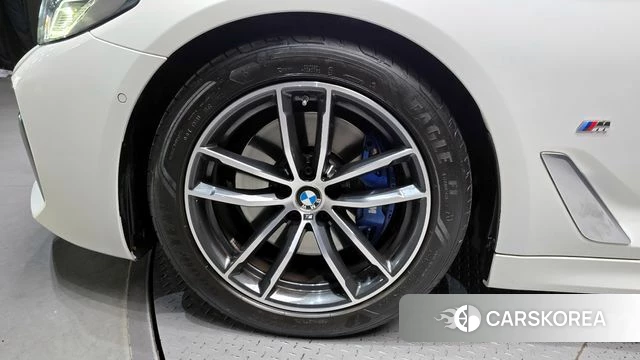 BMW 5 Series (G30) id 3799364 из Кореи 15