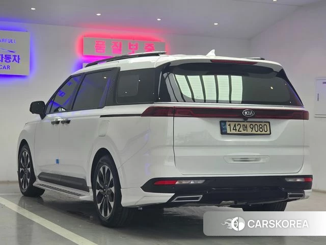 Kia Carnival 4th generation id 4250609 из Кореи 15