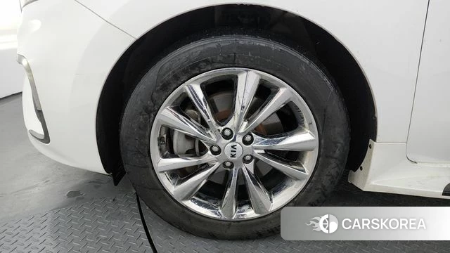 Kia The New Carnival id 4304922 из Кореи 29