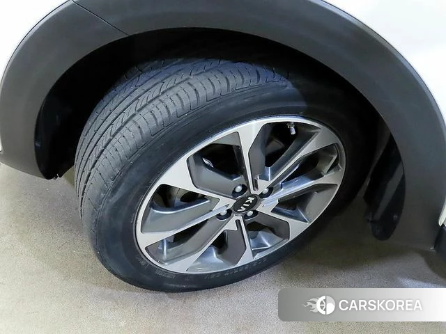 Kia Stonic id 4595778 из Кореи 15