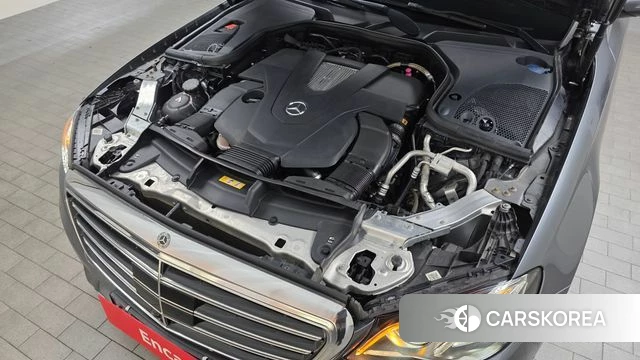 Mercedes-Benz E-Class W213 id 4647390 из Кореи 25